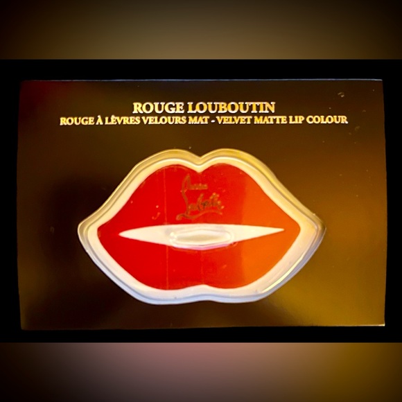 Rouge Louboutin Velvet Matte Lip Color Sample Card - Picture 1 of 2